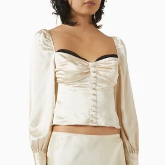 NWT Reformation Chiara Long Sleeve Silk Blouse Top Almond Cream Black 10 - Picture 2 of 8